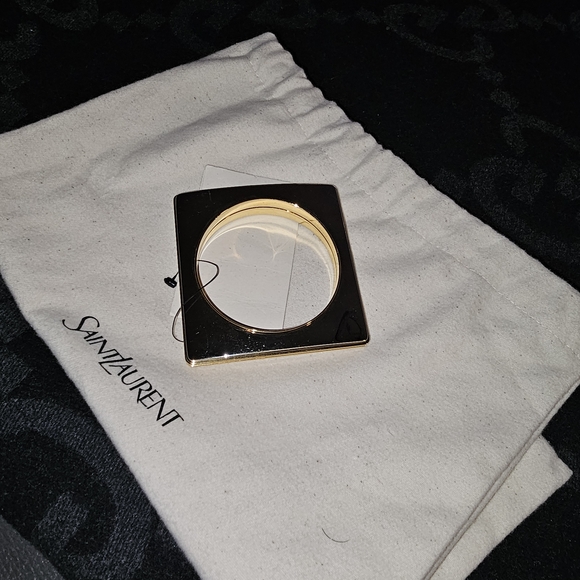 Saint Laurent Gold Square Bracelet - Picture 9 of 16